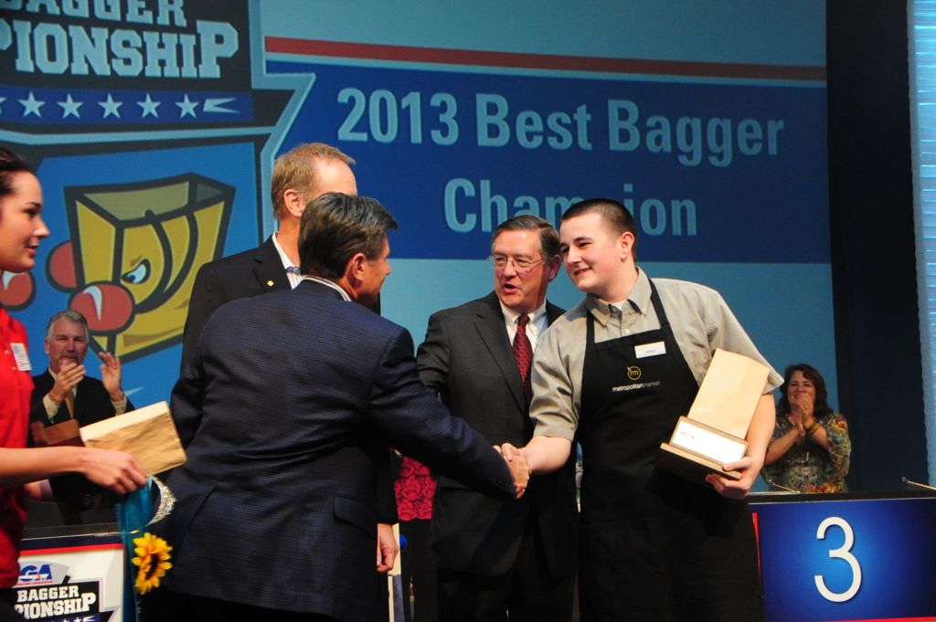 “Best Bagger” Makes Your Baggers Look Bad